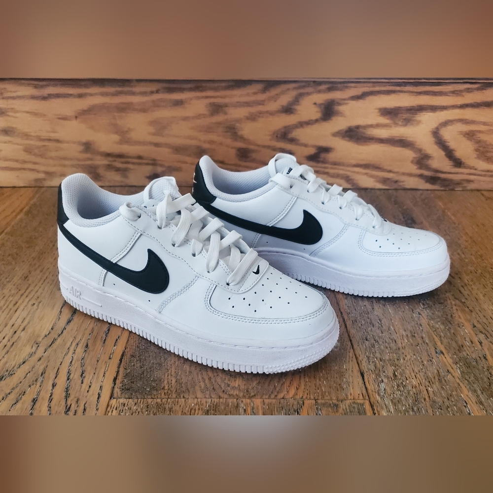 Nike - Boys - Size 4.5Y - Air Force 1 - Low - Athletic Shoes - White/Black - Picture 2 of 9